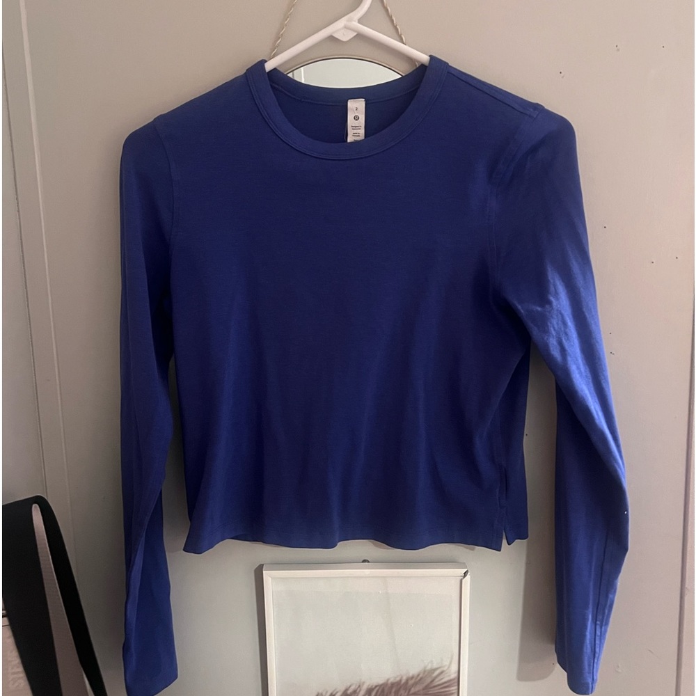 Croped lululemon long sleeve